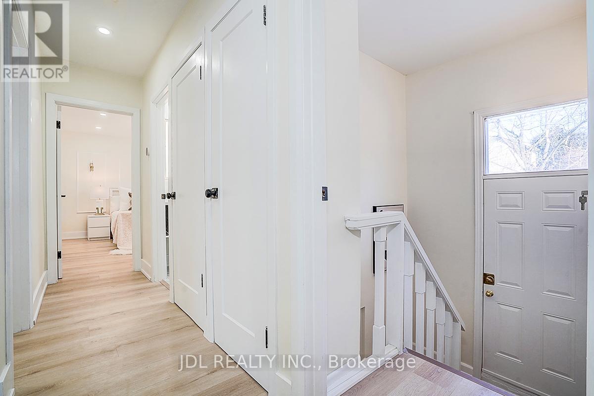 15 CROSSBURN DRIVE - 37