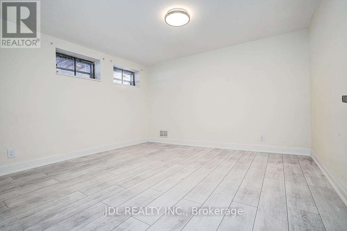 15 CROSSBURN DRIVE - 43