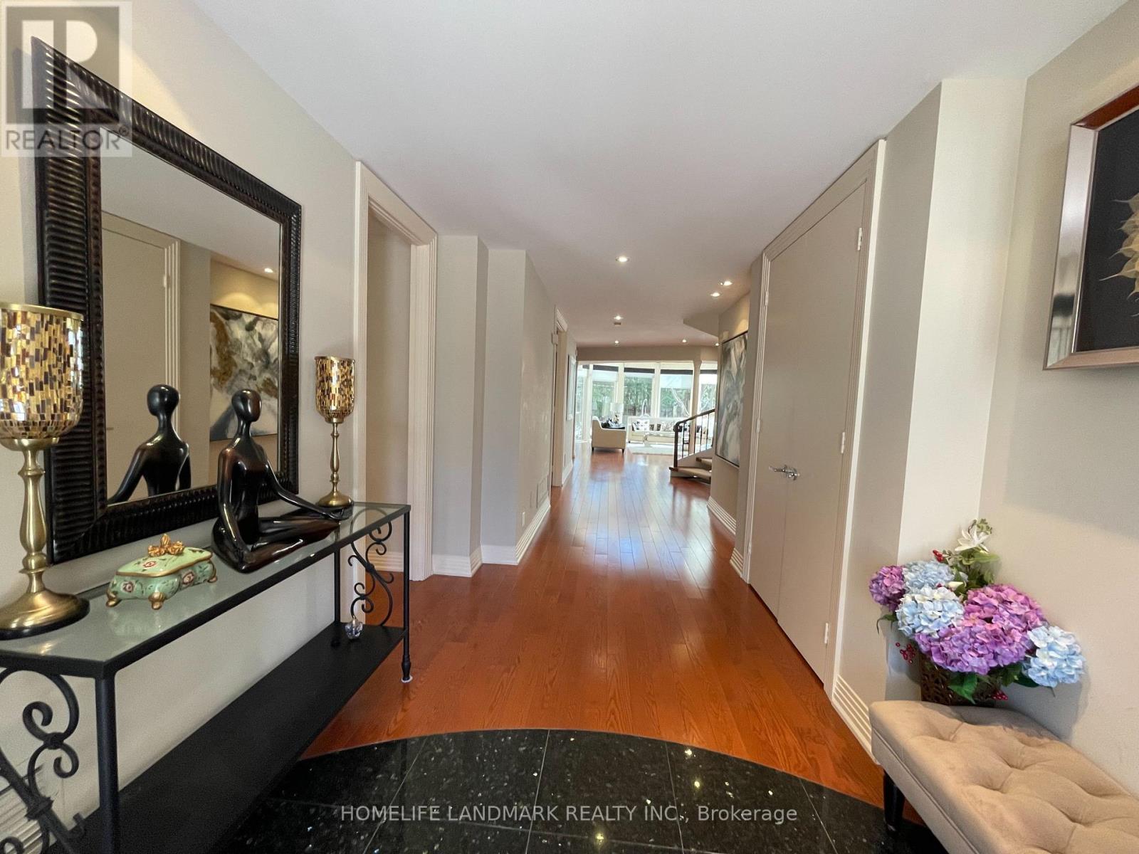35 GARDINER ROAD E - 3