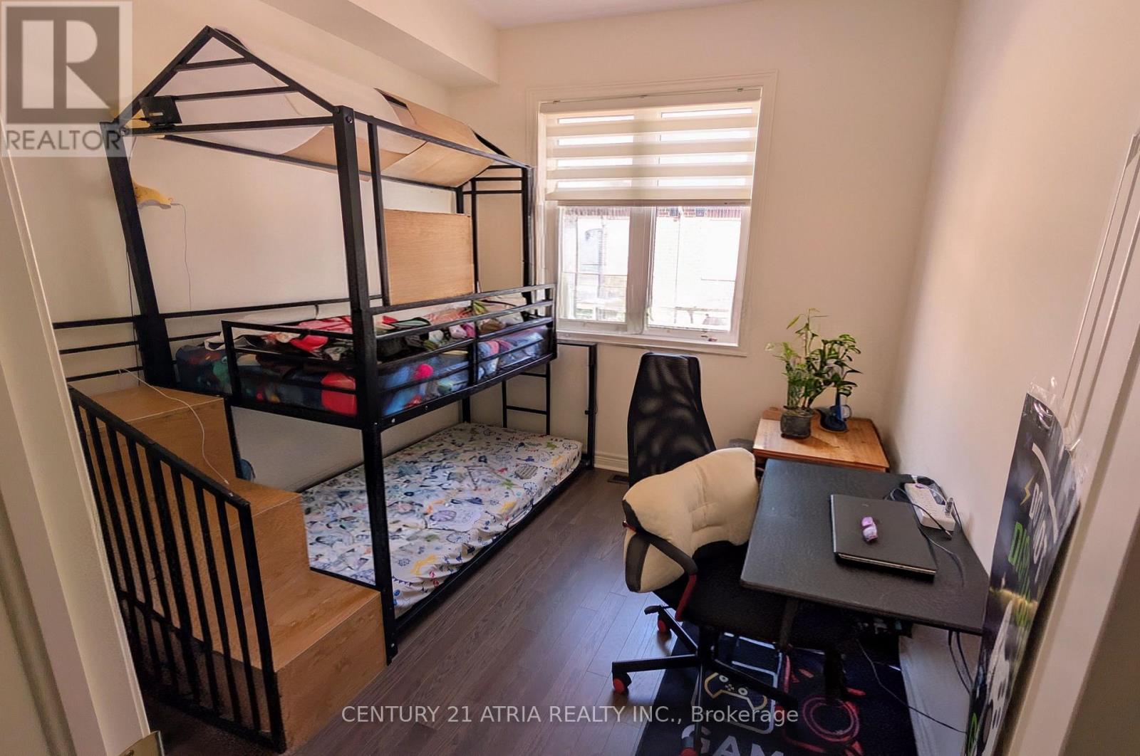 8 MCALISTER AVENUE - 12