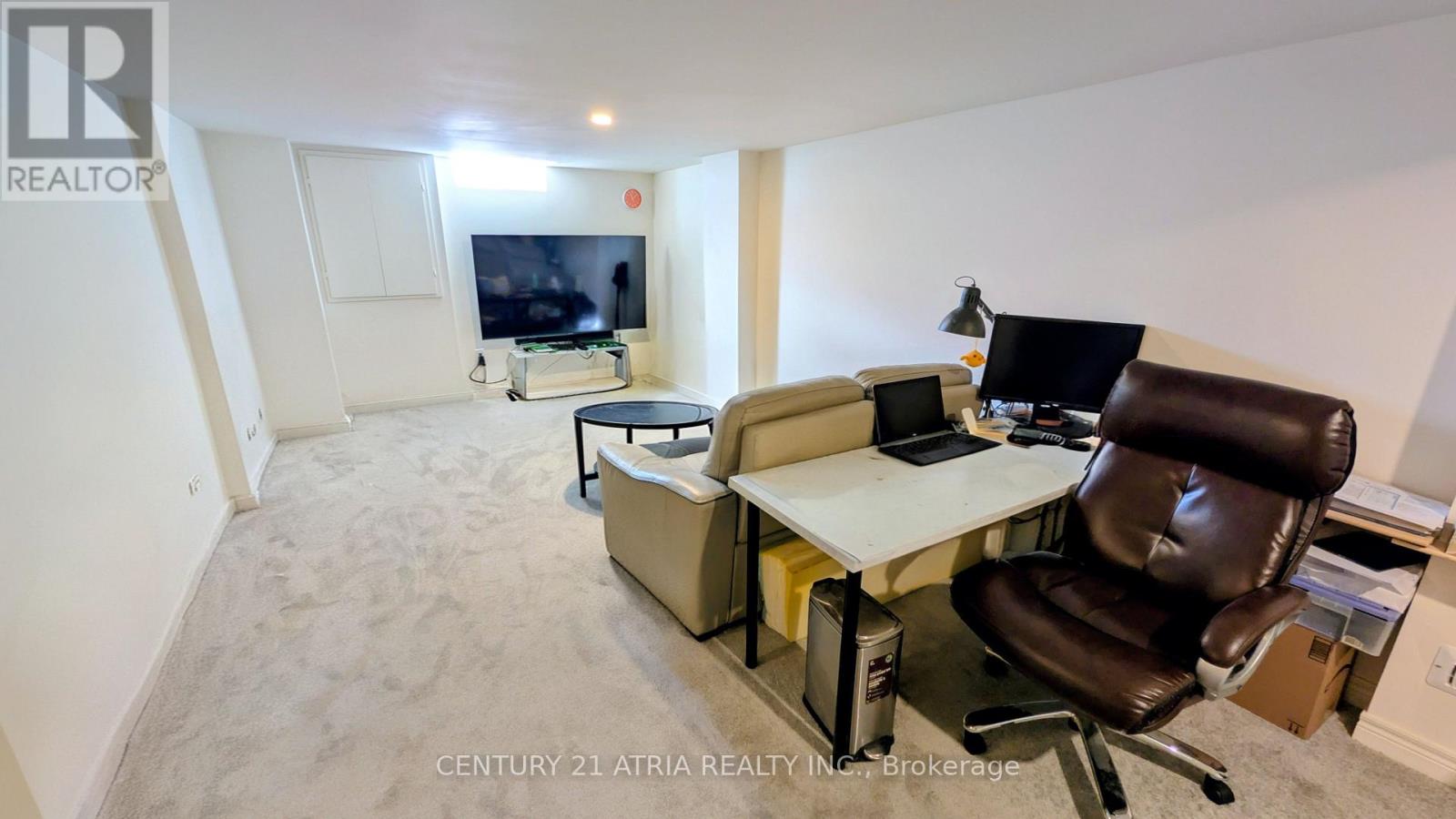 8 MCALISTER AVENUE - 23
