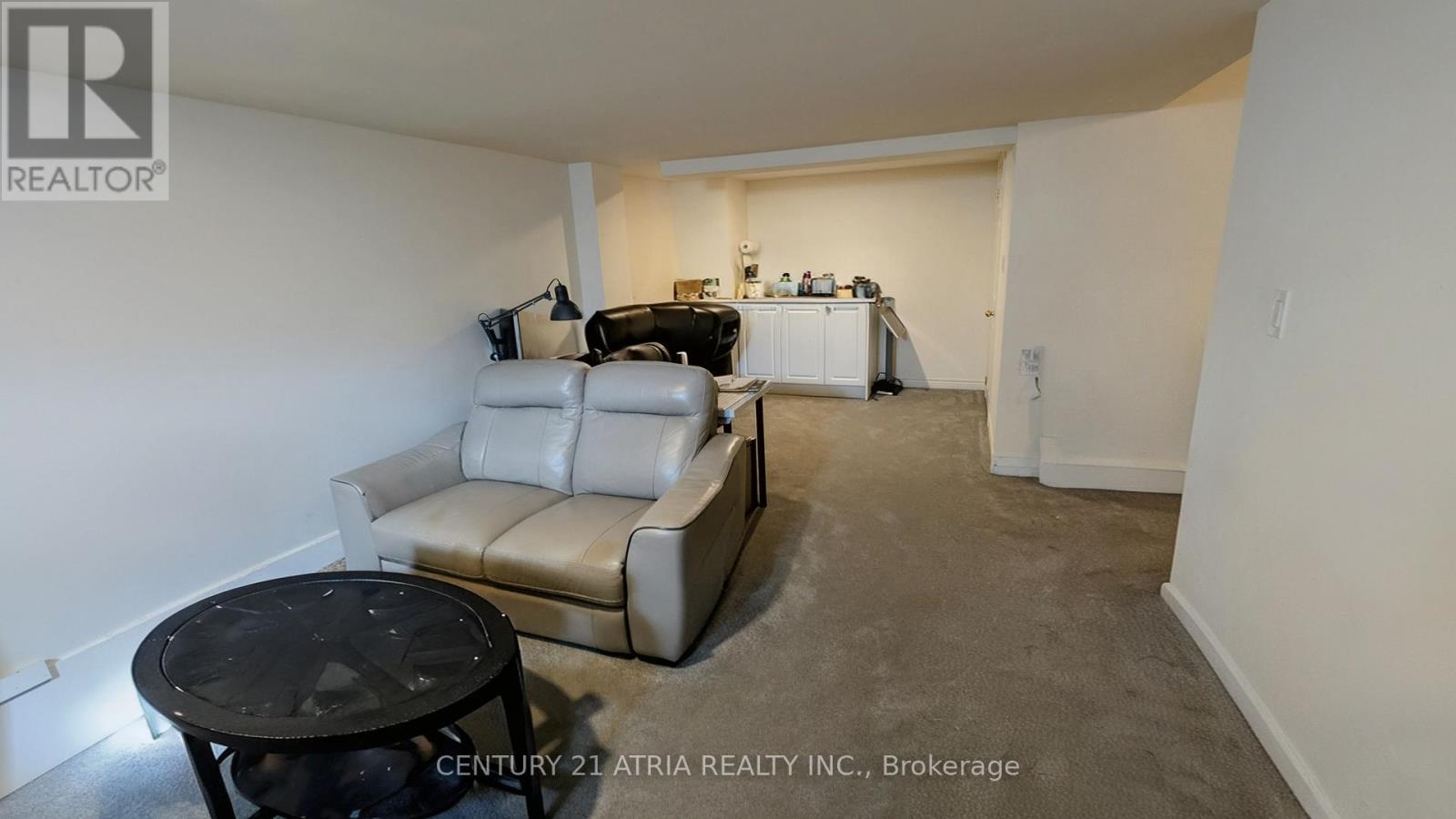 8 MCALISTER AVENUE - 24