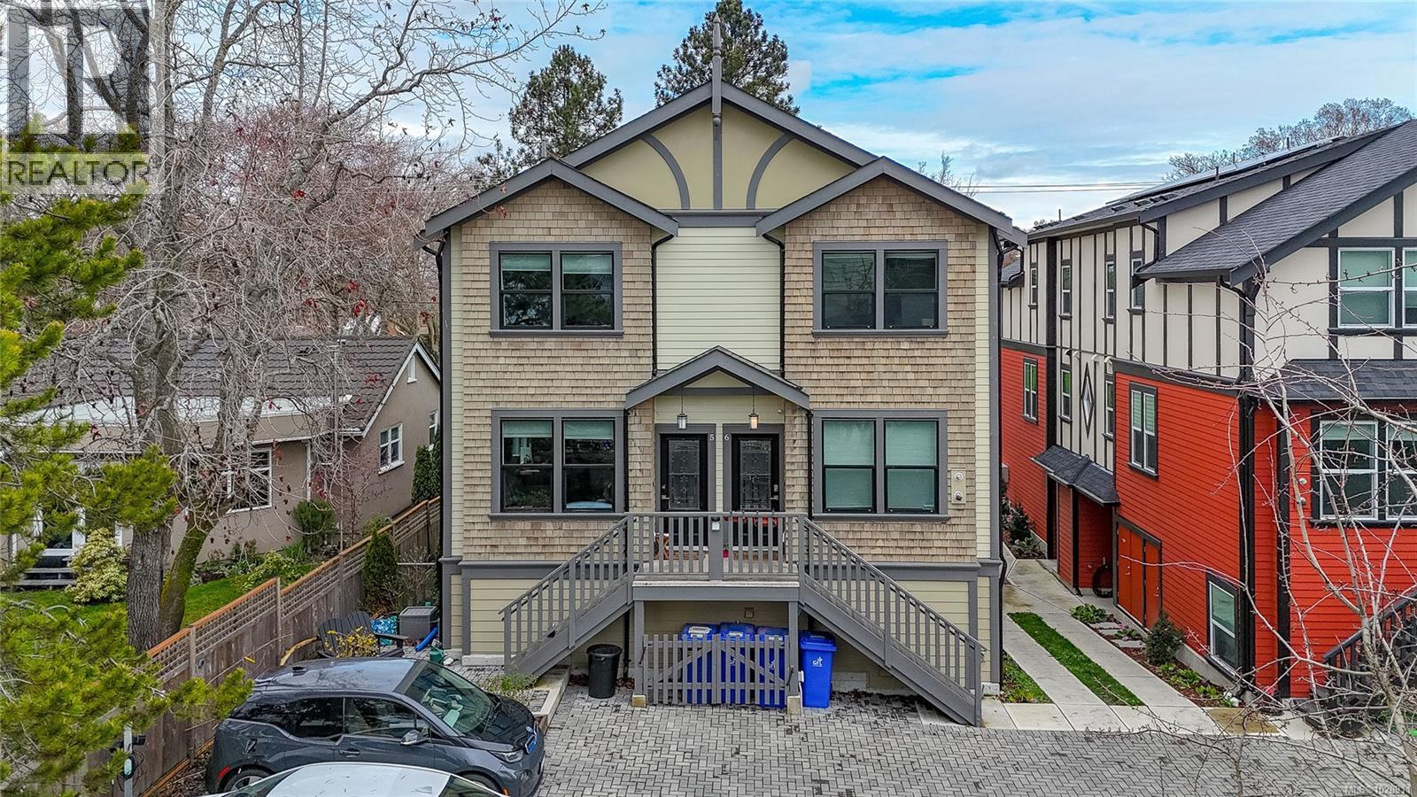 #6 945 Pembroke St - 8