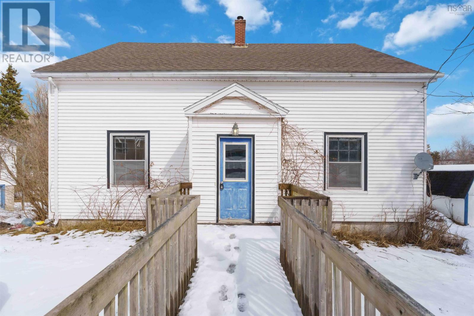 Property 2 of 15 of 18 Willow Street