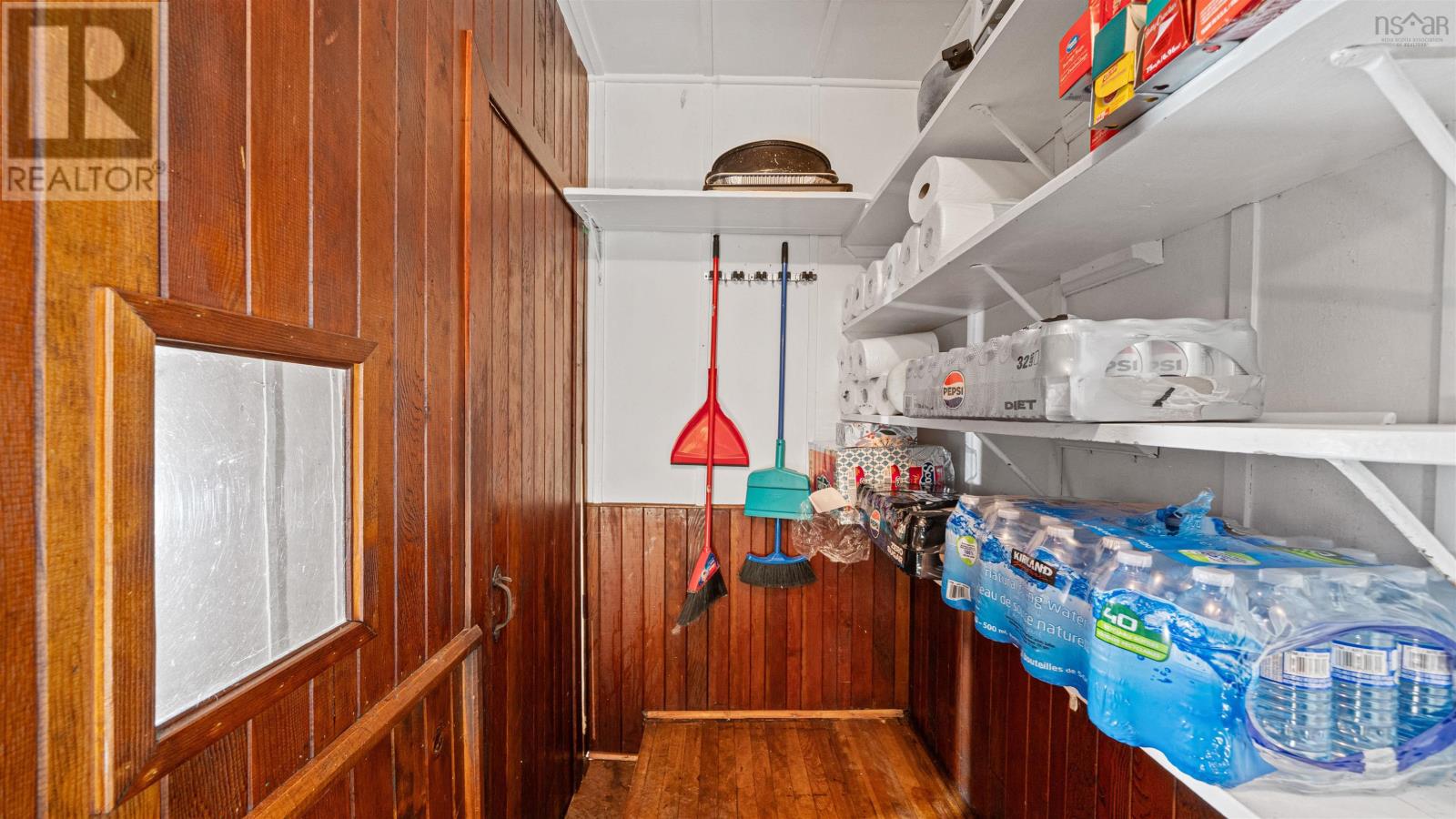 Property 22 of 41 of 32 River Avenue