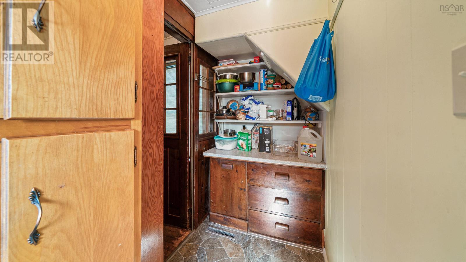 Property 23 of 41 of 32 River Avenue