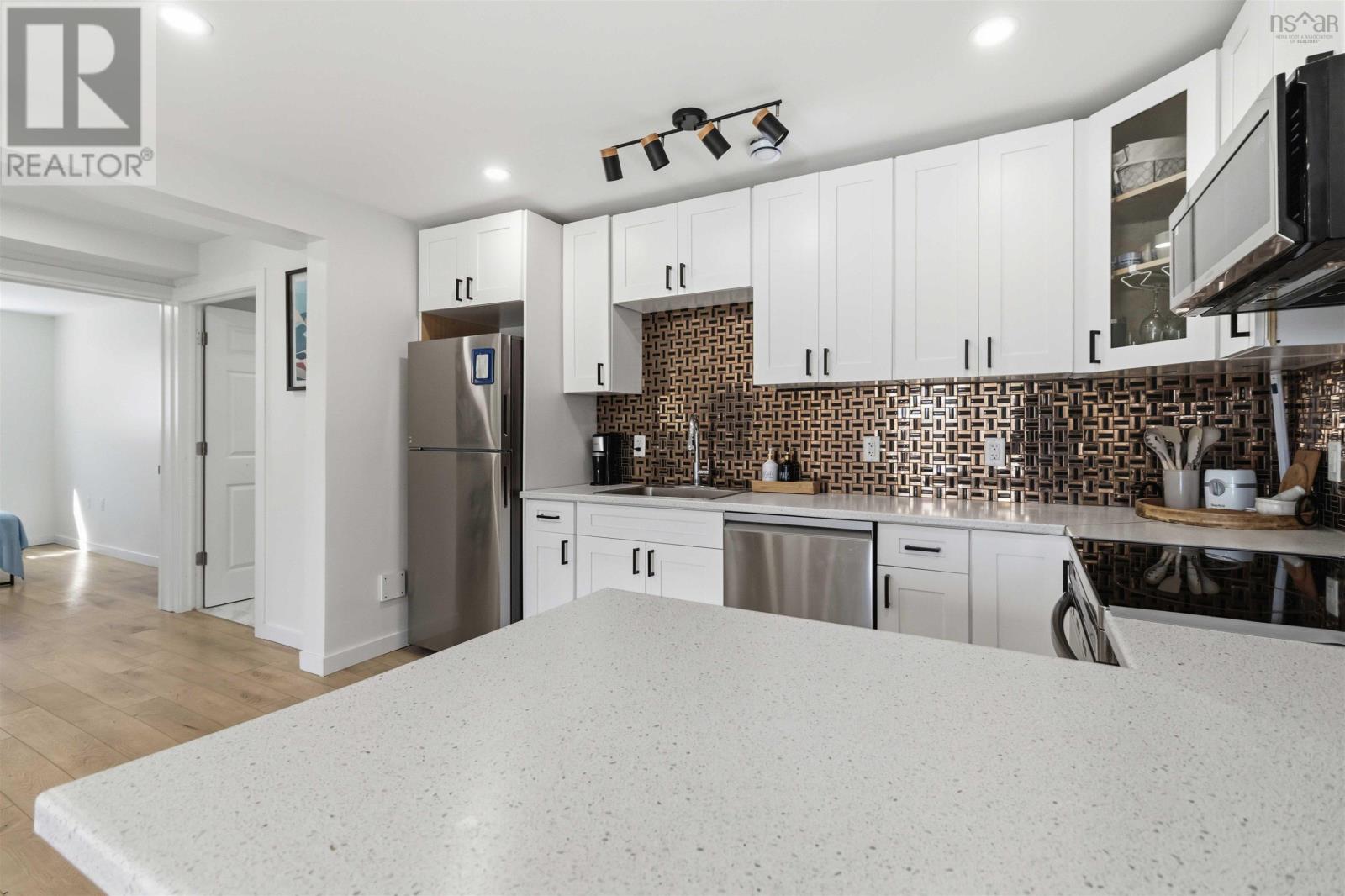 Property 37 of 49 of 6 Riverwood Drive