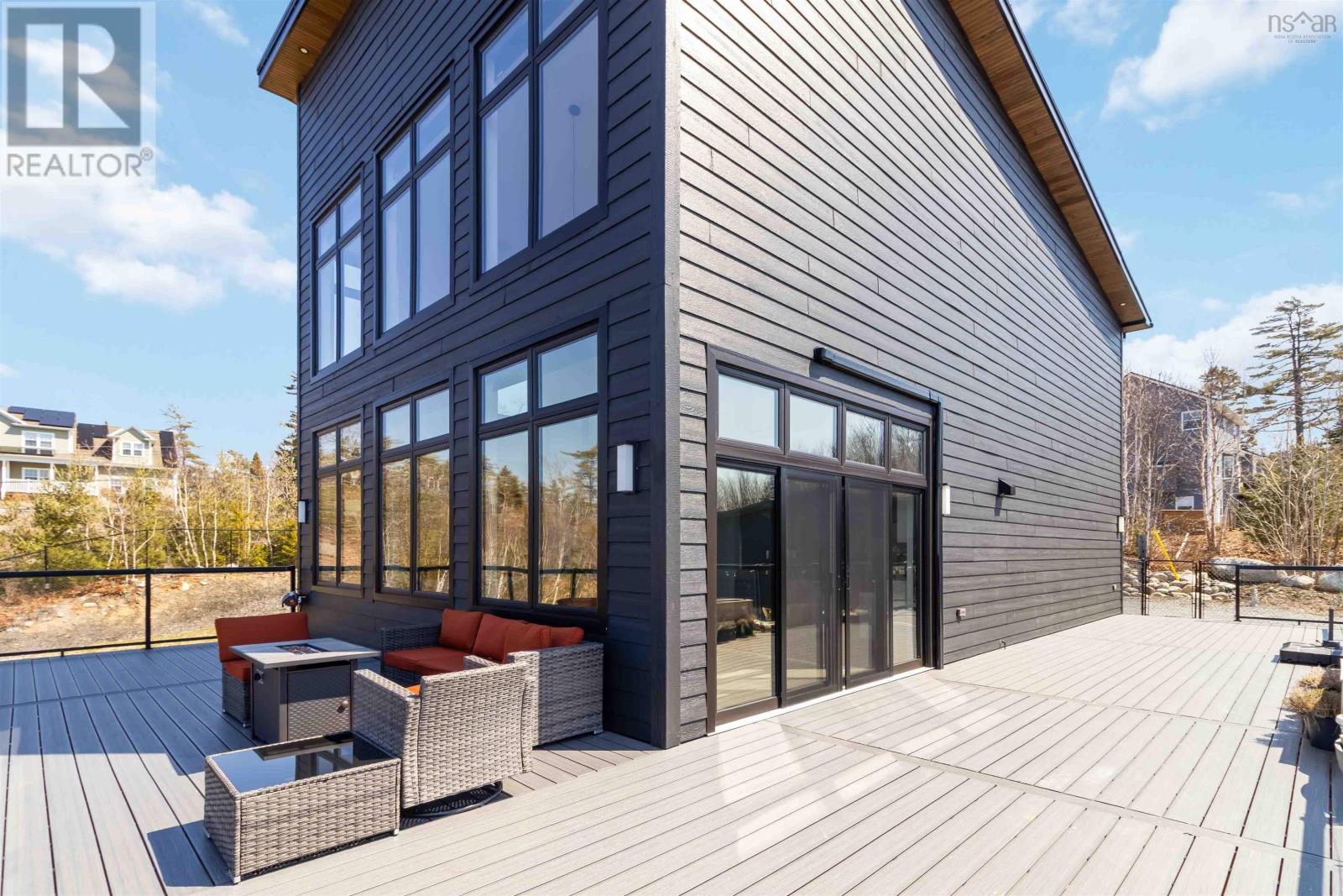 Property 5 of 51 of 105 Janda Crescent