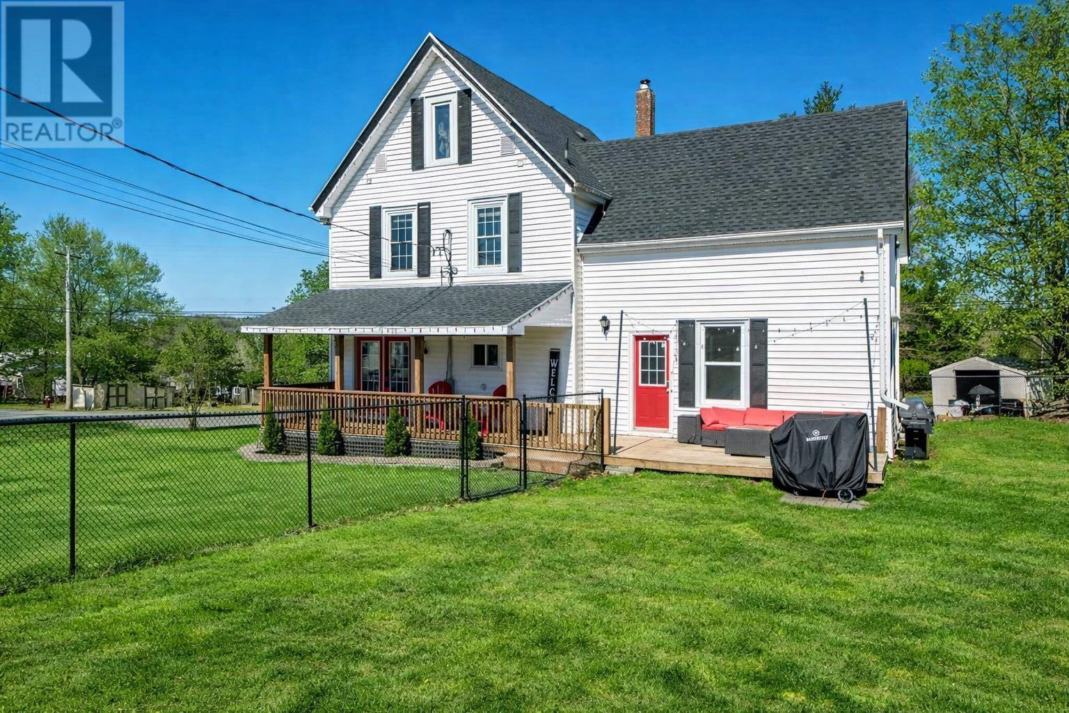 Property 33 of 35 of 10 Pleasant Hill