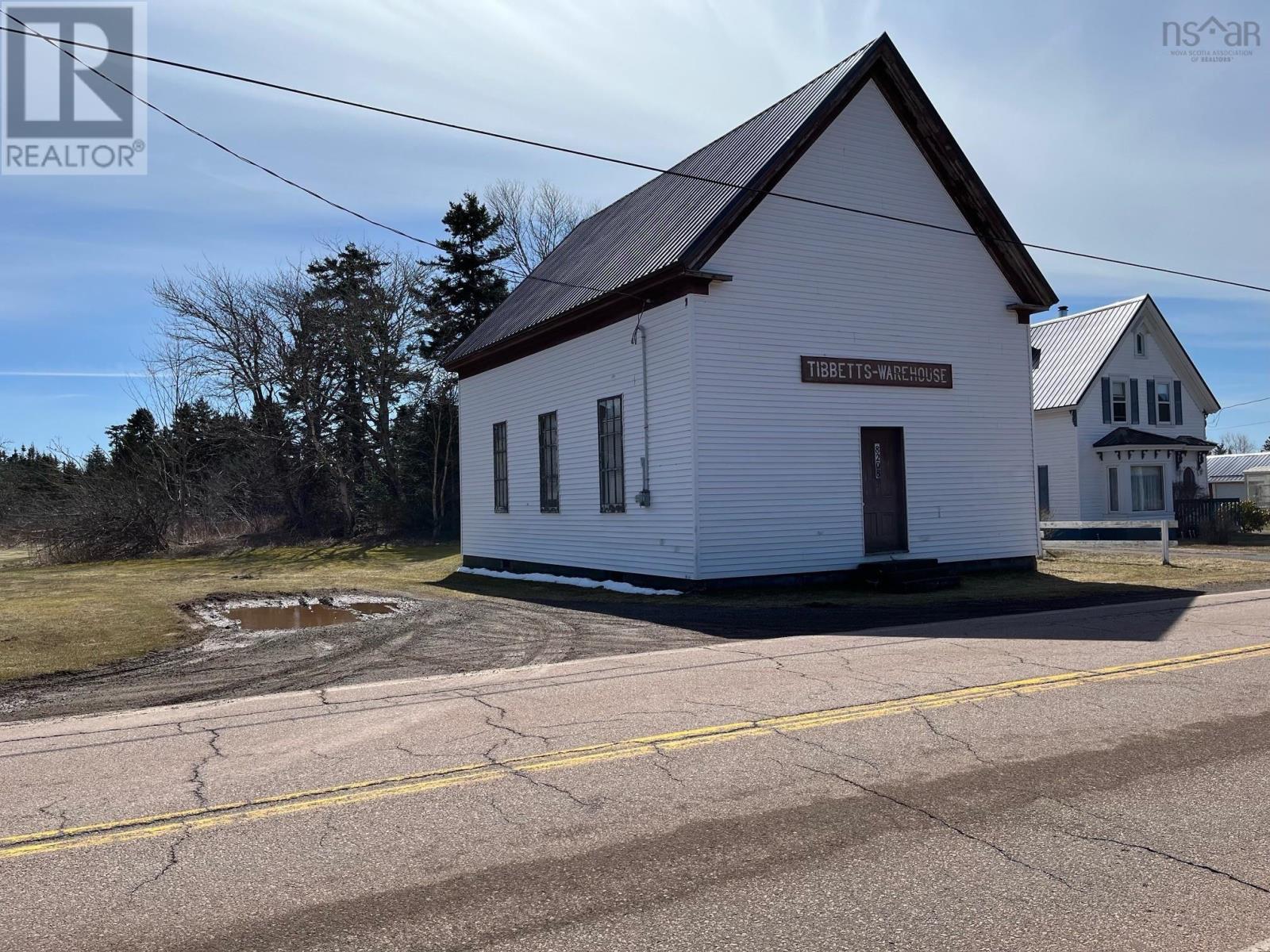 Property 5 of 19 of 8208 Highway 209