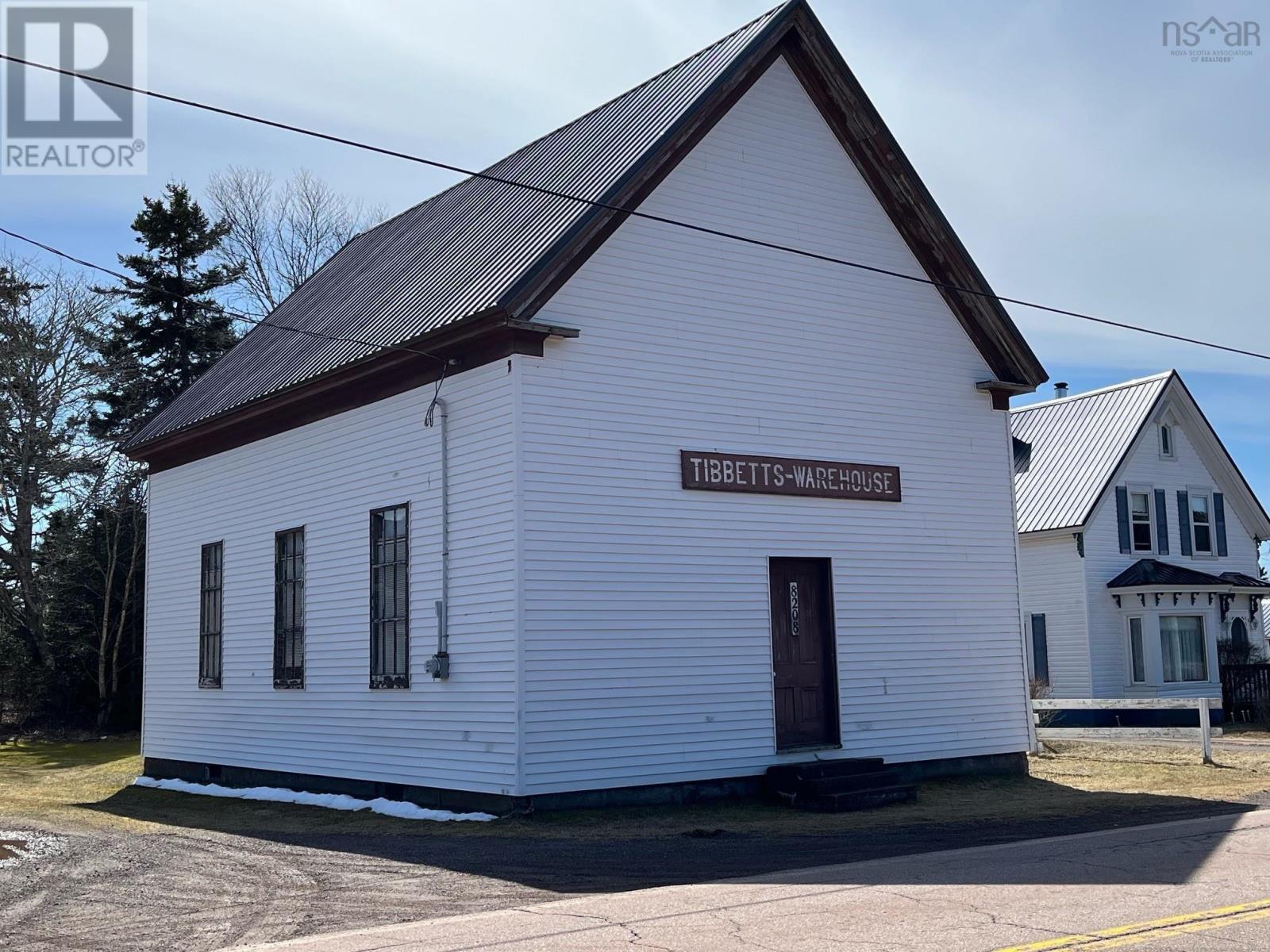 8208 Highway 209 - 2