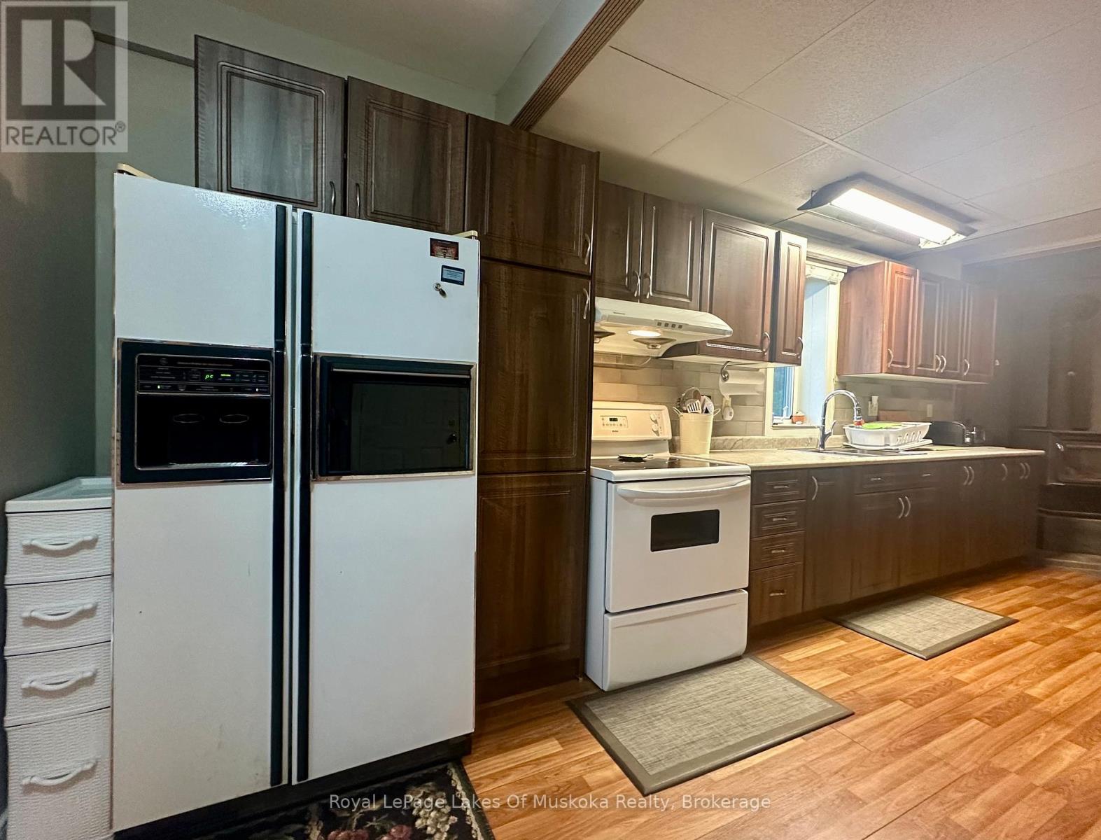 Tons of Storage in Kitchen