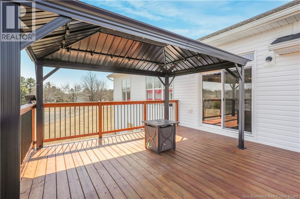 129 PHILLIPS Road — photo 44