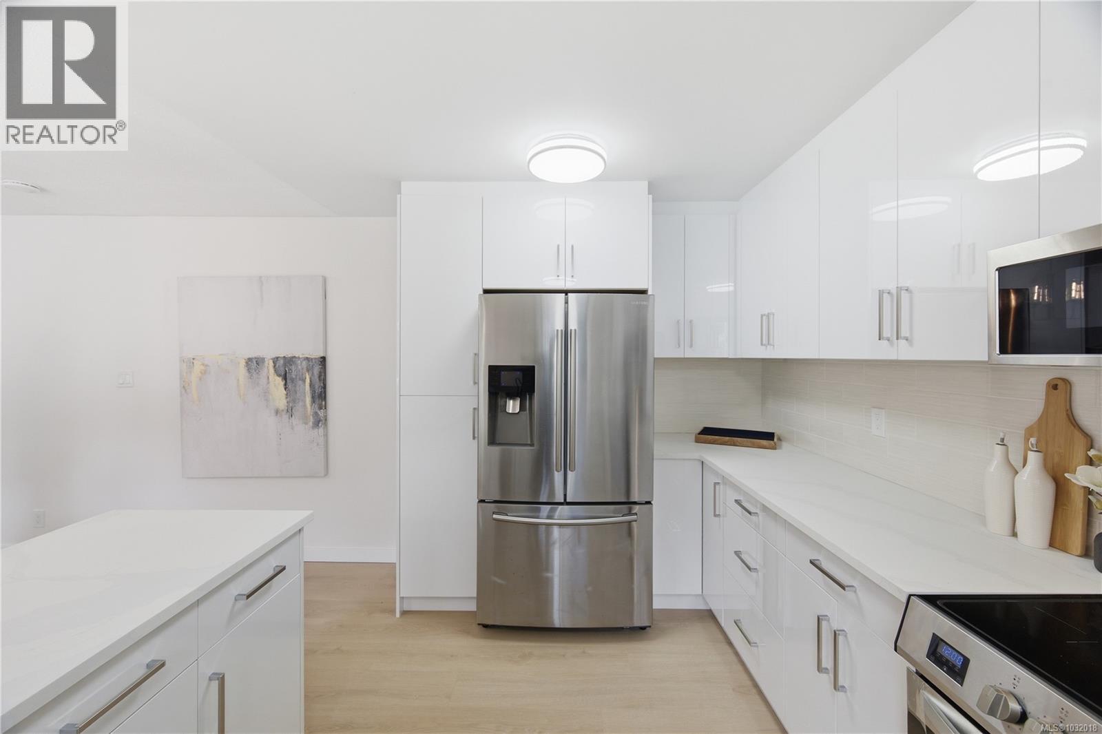  4391 Elnido Crescent, Saanich