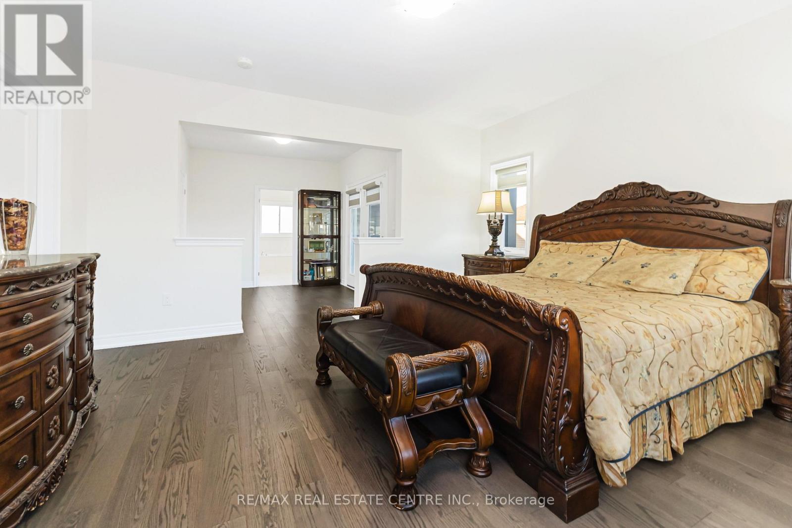 127 LAMETTI DRIVE - 24