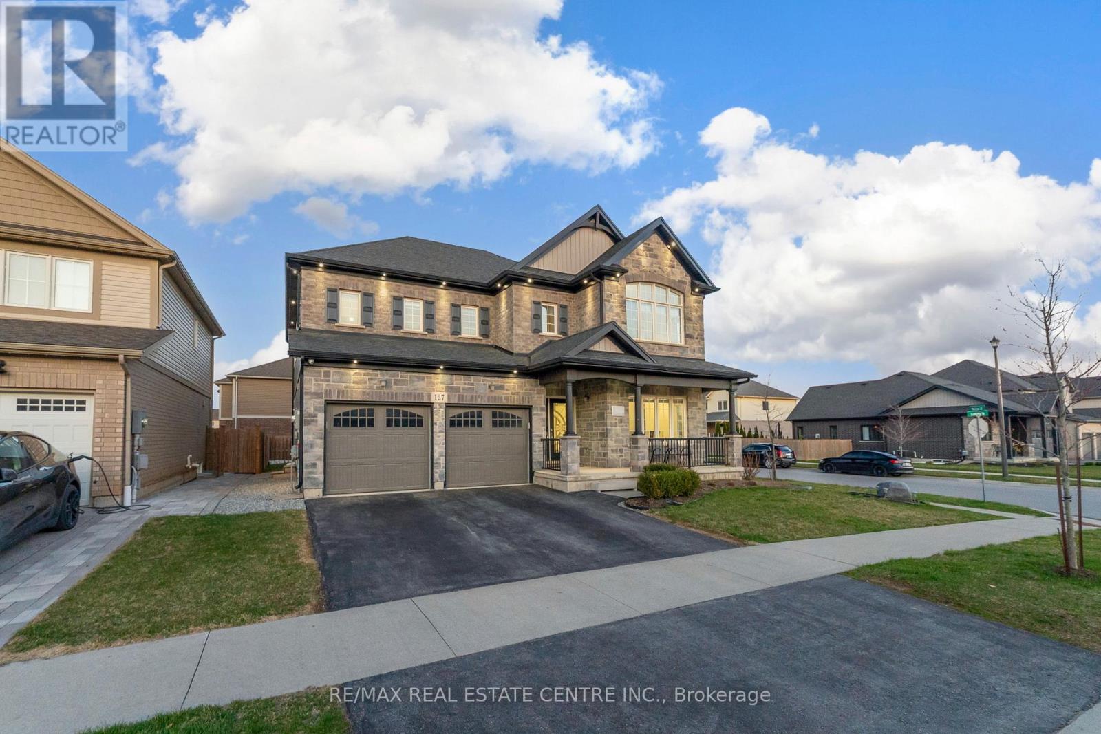 127 LAMETTI DRIVE - 3