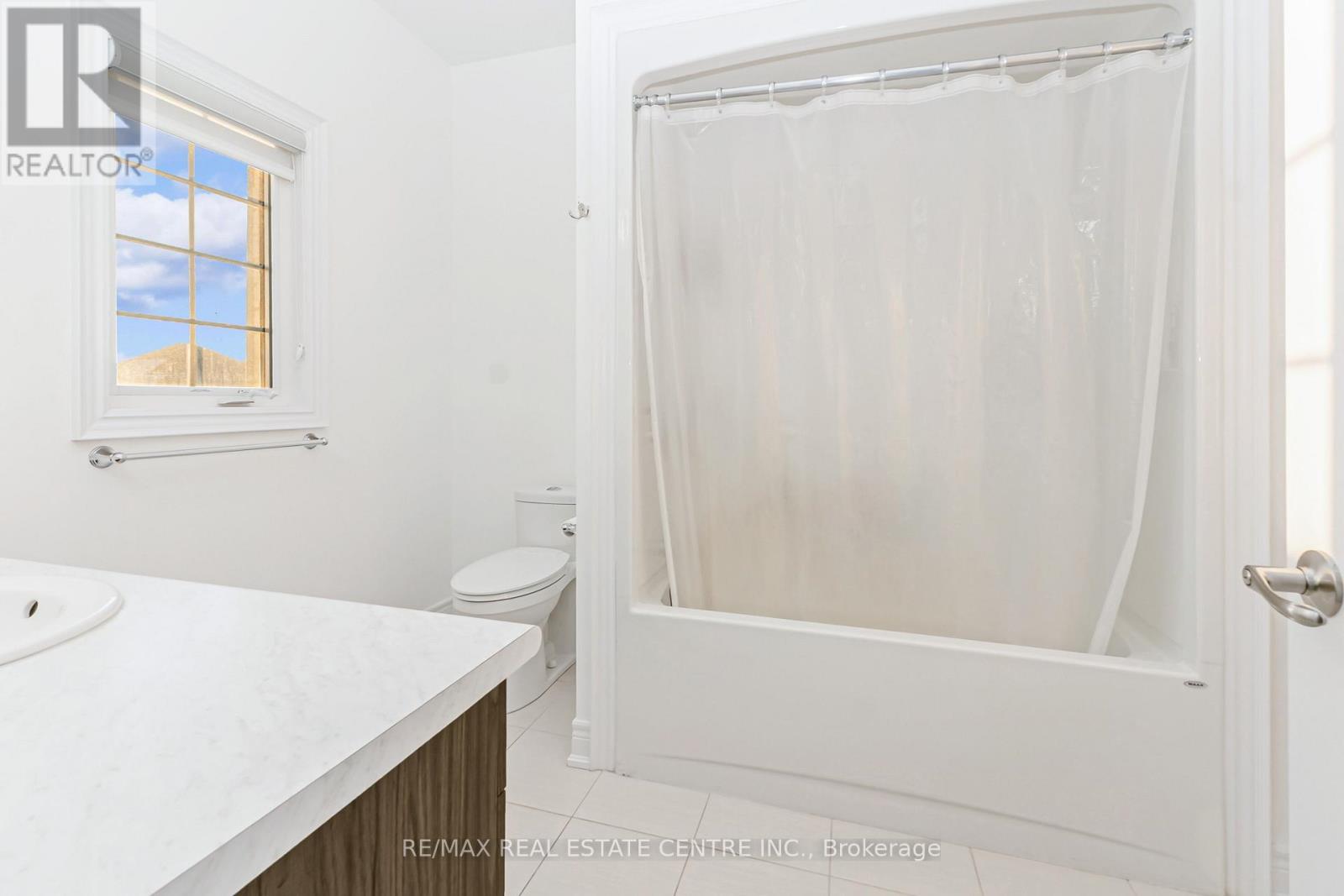 127 LAMETTI DRIVE - 35