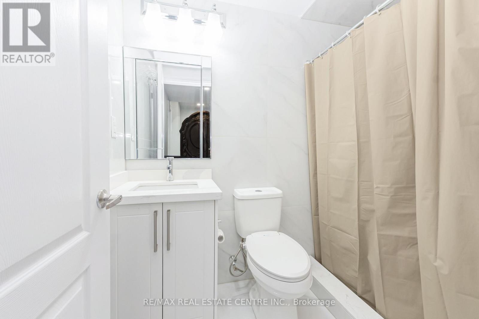 127 LAMETTI DRIVE - 45