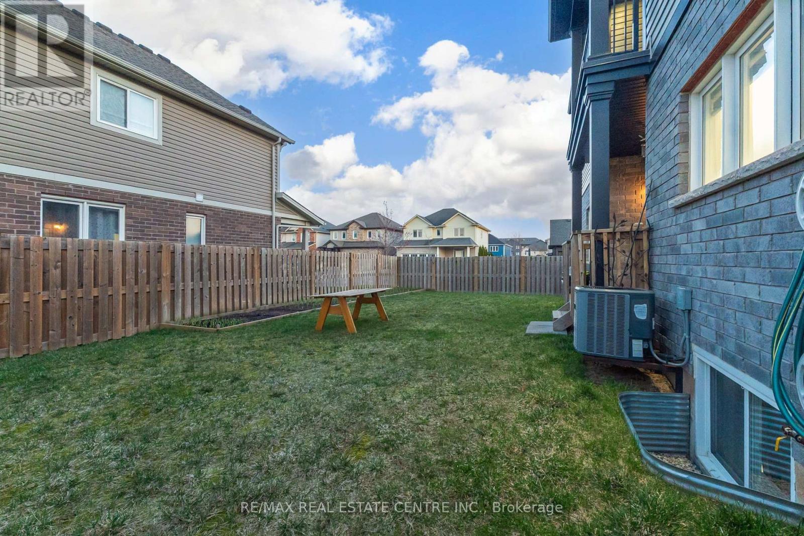 127 LAMETTI DRIVE - 47