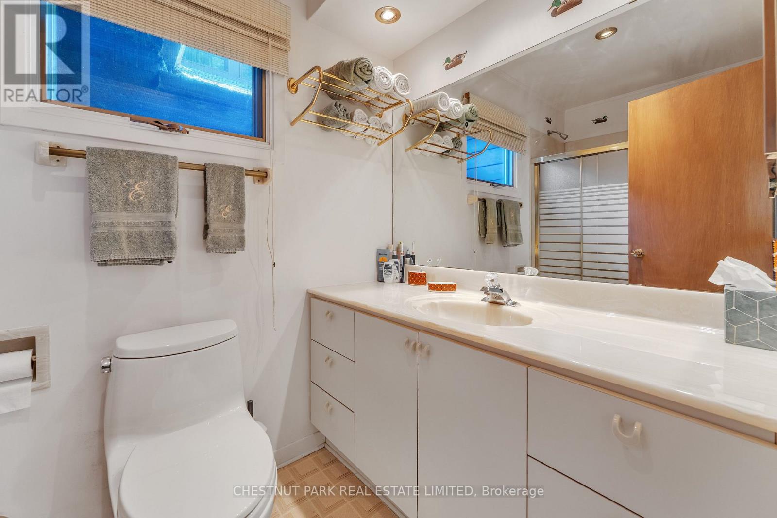 36 BOSTWICK ISLAND - 19