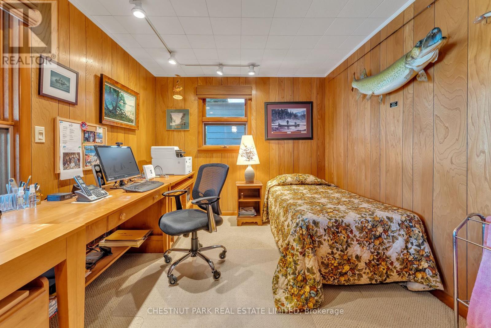 36 BOSTWICK ISLAND - 20