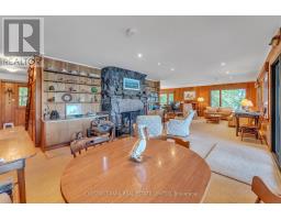 Bedroom 2 - 36 Bostwick Island, Leeds And The Thousand Islands, ON K0E1L0 Photo 9