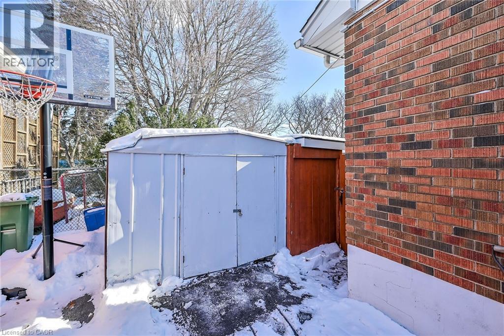 115 KINGS FOREST Drive, Hamilton, Ontario, L8T4J8 — Photo 36