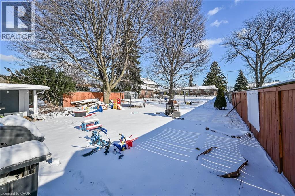 115 KINGS FOREST Drive, Hamilton, Ontario, L8T4J8 — Photo 40