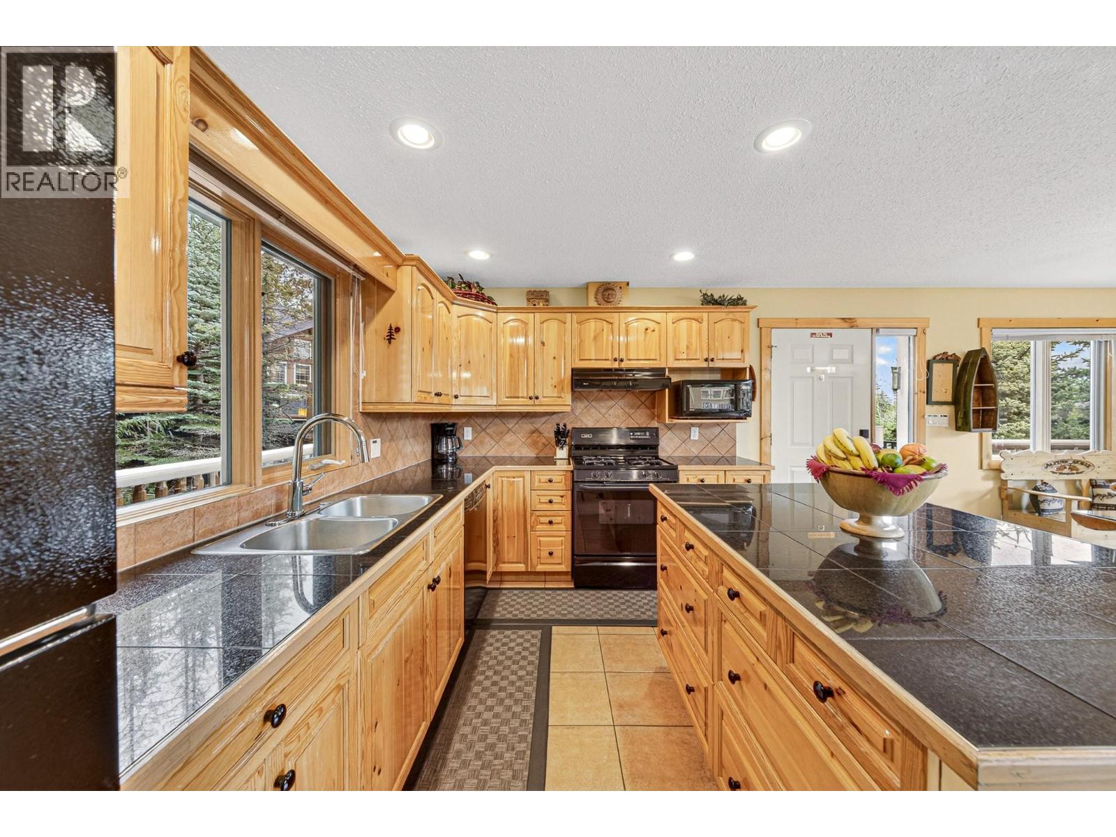 5267 HIGHLINE DRIVE - 28