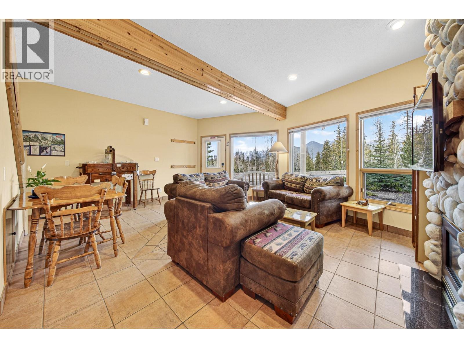 5267 HIGHLINE DRIVE - 50