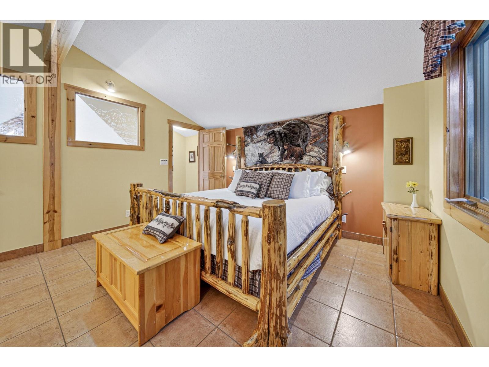 5267 HIGHLINE DRIVE - 55