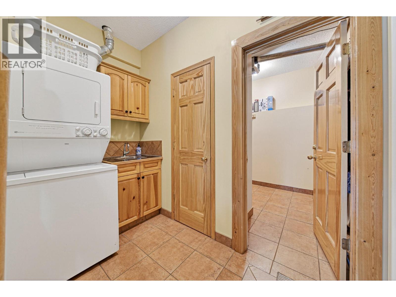 5267 Highline Drive - 42