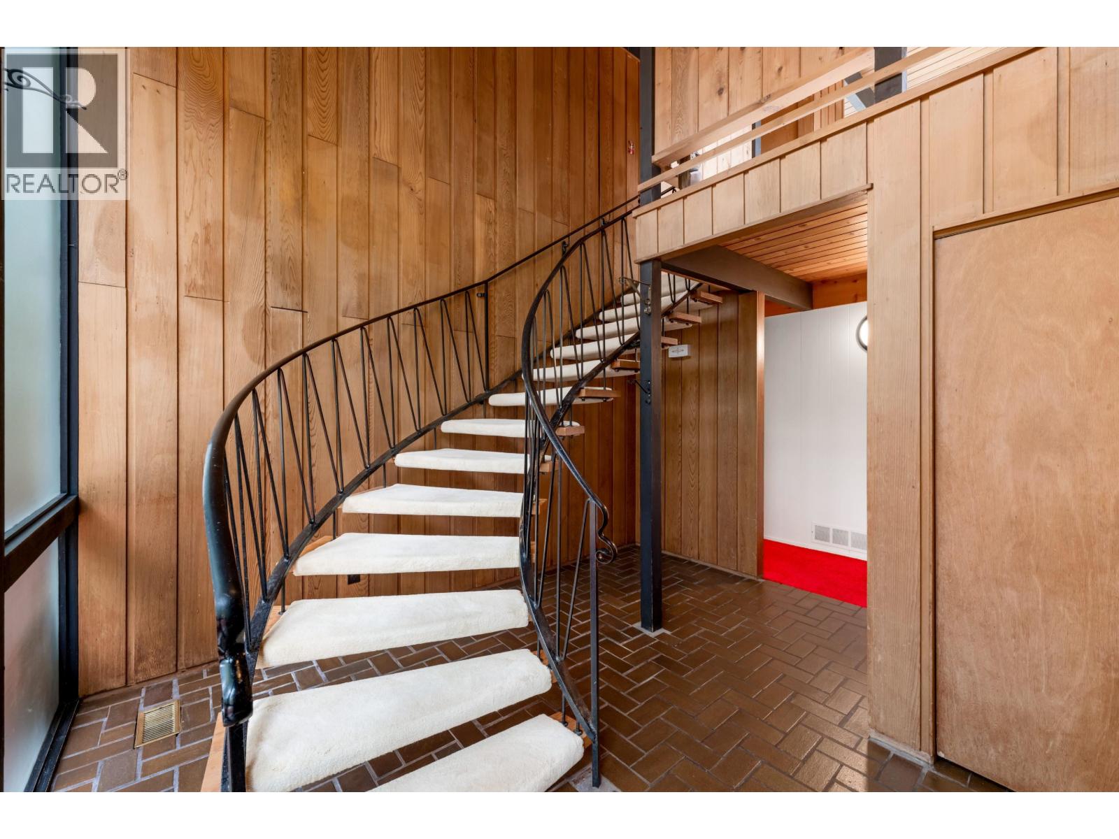 4891 WATER LANE, West Vancouver