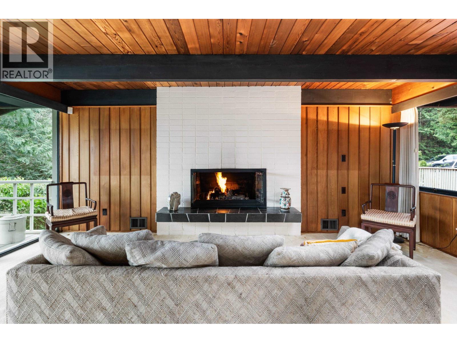 4891 WATER LANE, West Vancouver