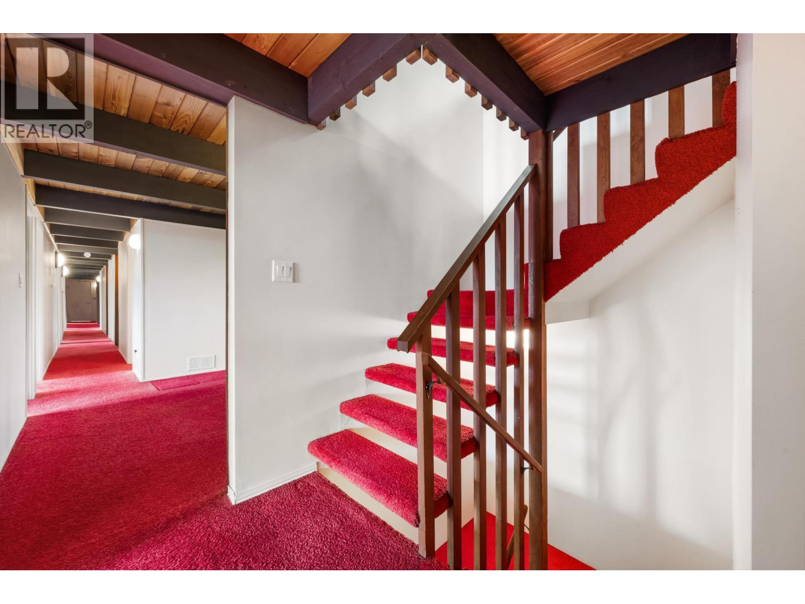 4891 WATER LANE, West Vancouver