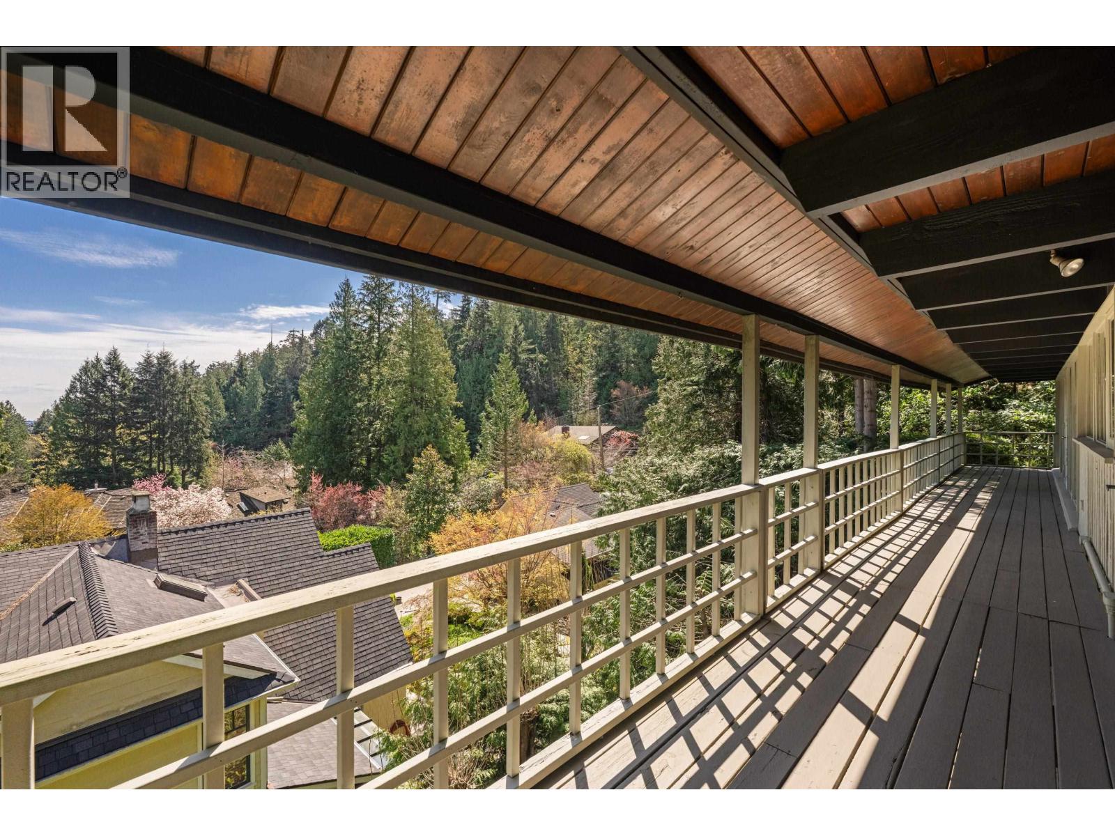 4891 WATER LANE, West Vancouver