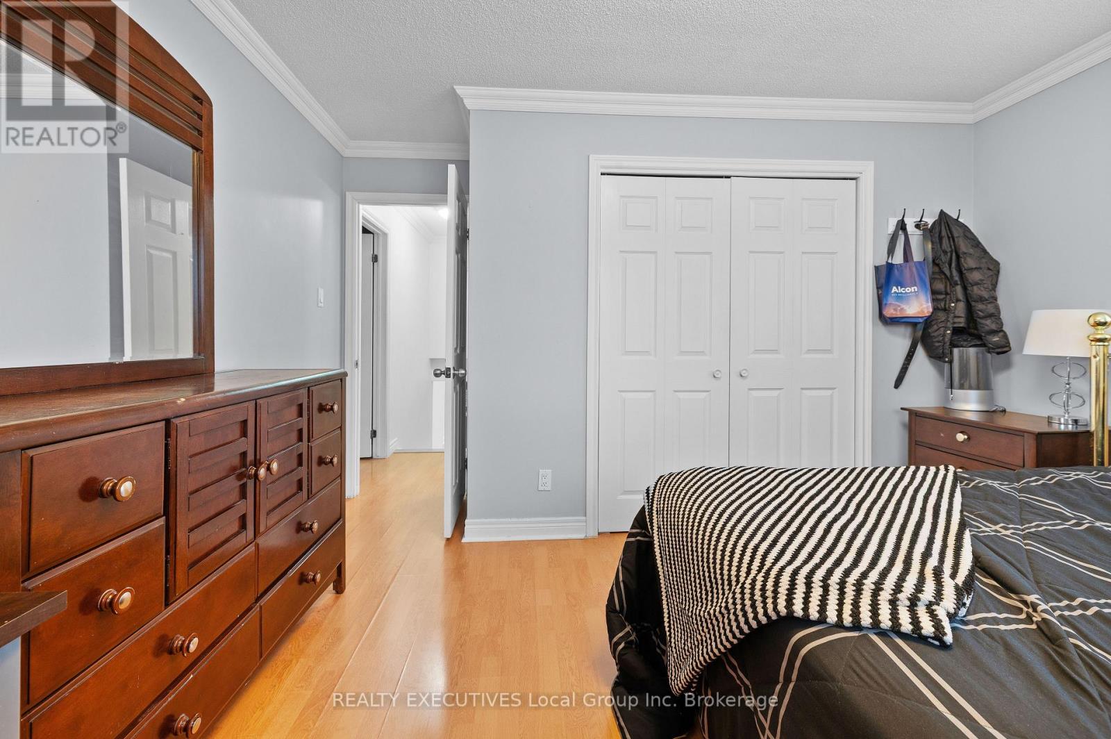 962 LAKESHORE DRIVE — photo 24