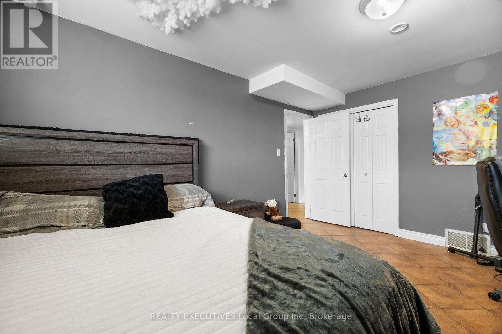 962 LAKESHORE DRIVE — photo 30