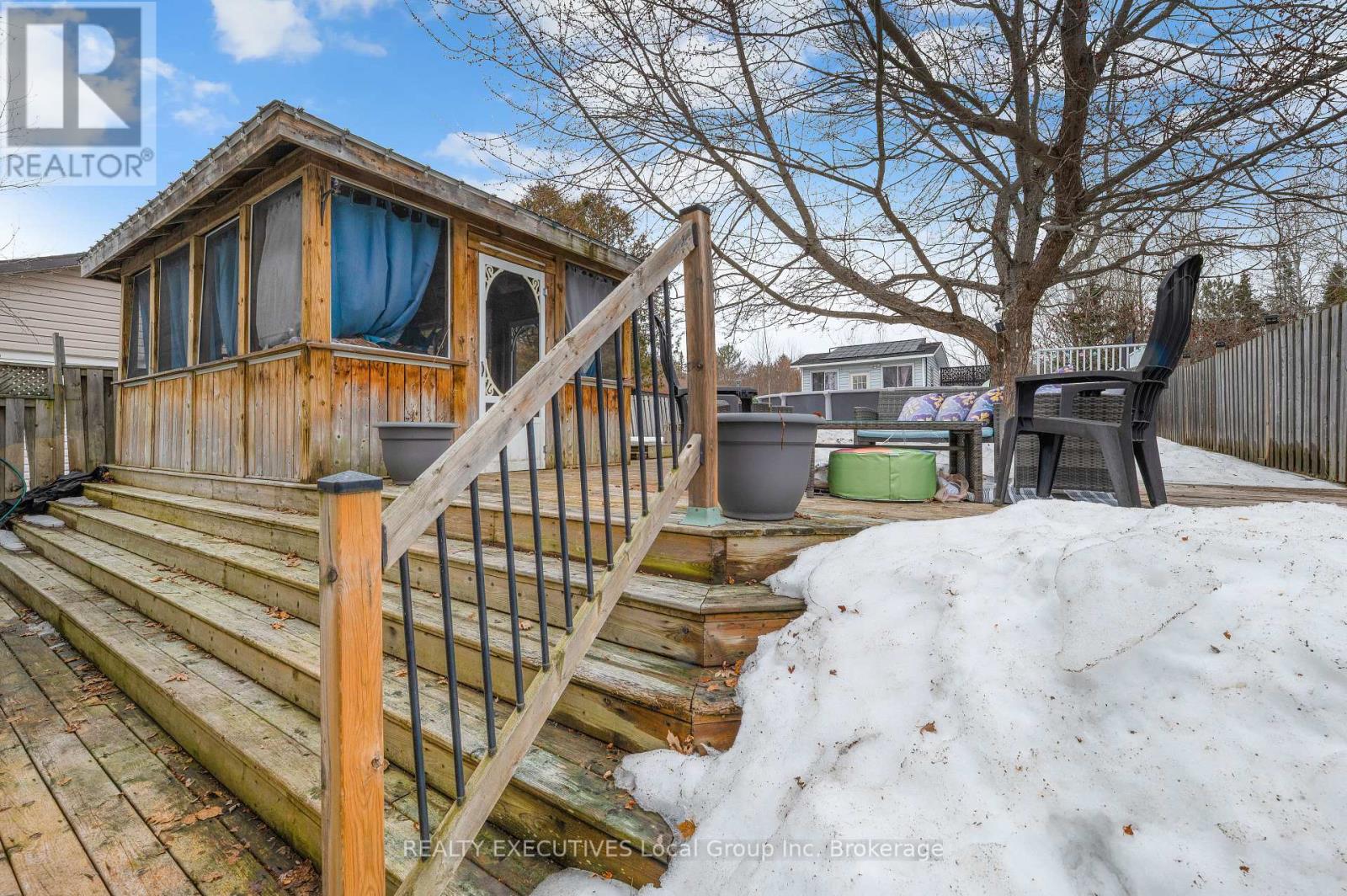 962 LAKESHORE DRIVE — photo 44