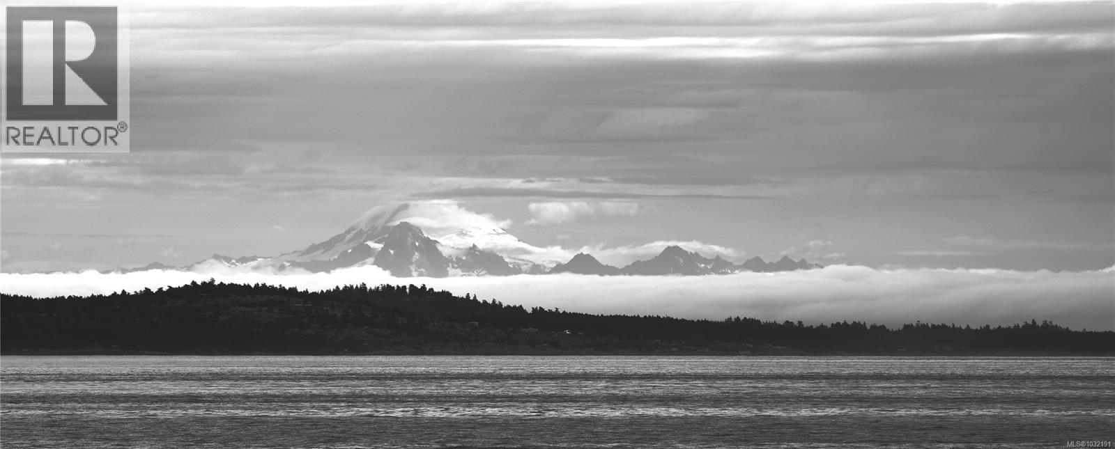  6000 Lockehaven Drive, Saanich