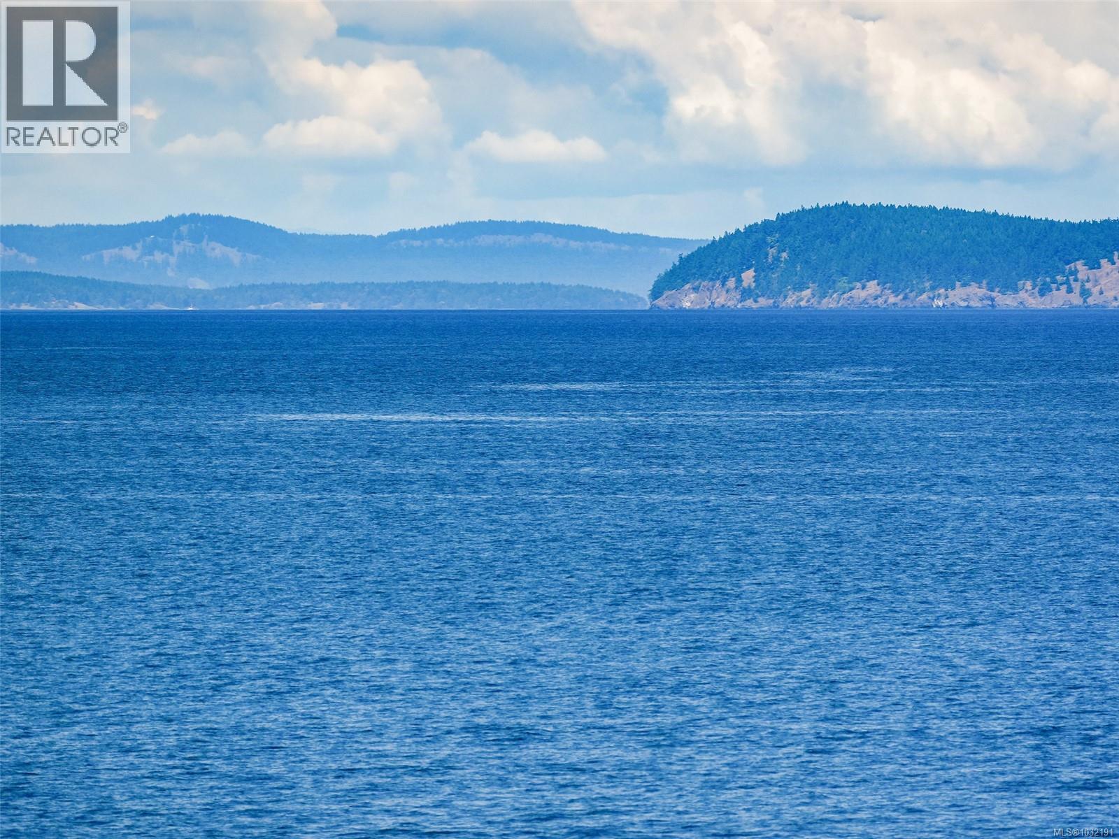  6000 Lockehaven Drive, Saanich