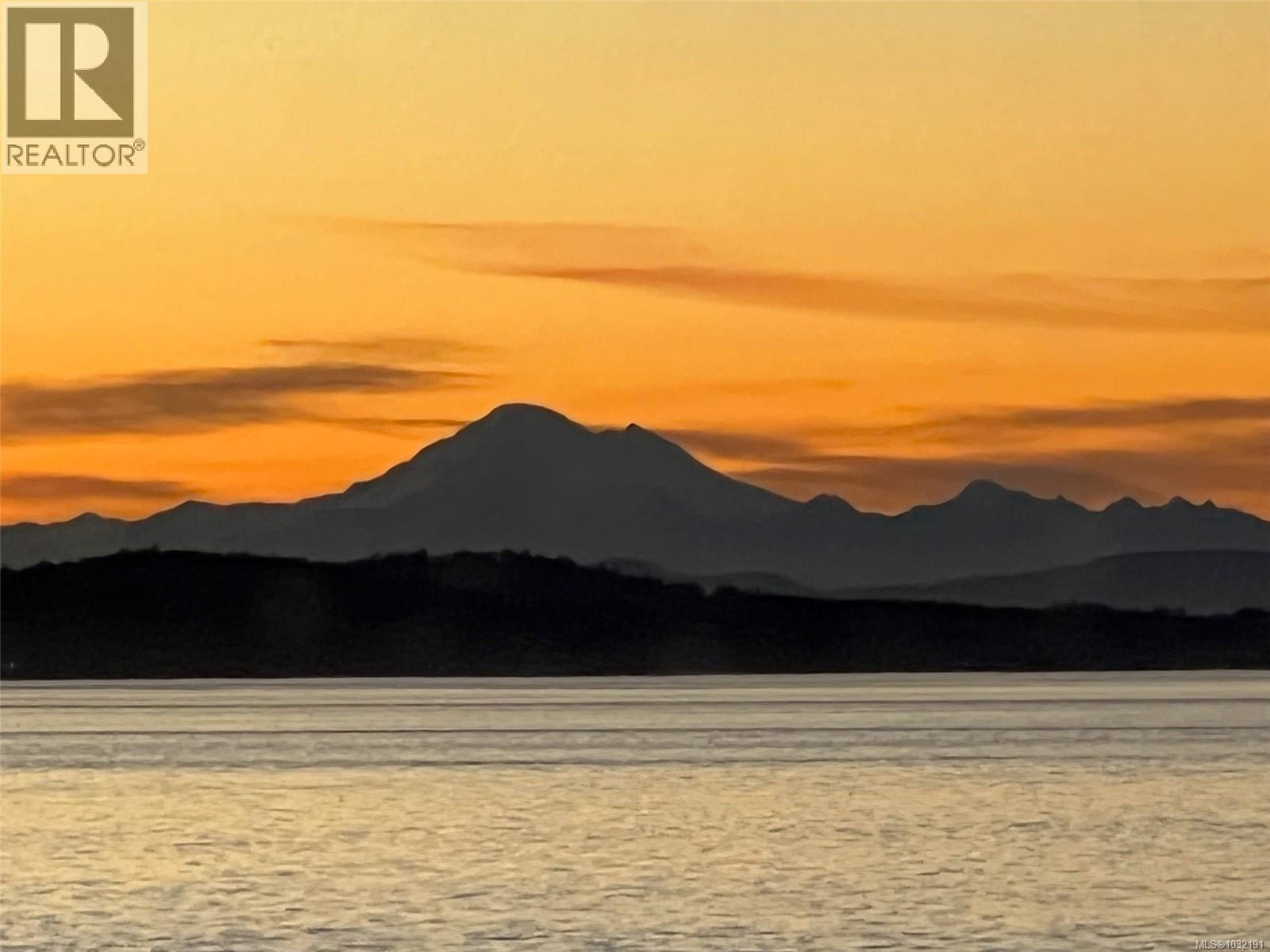  6000 Lockehaven Drive, Saanich