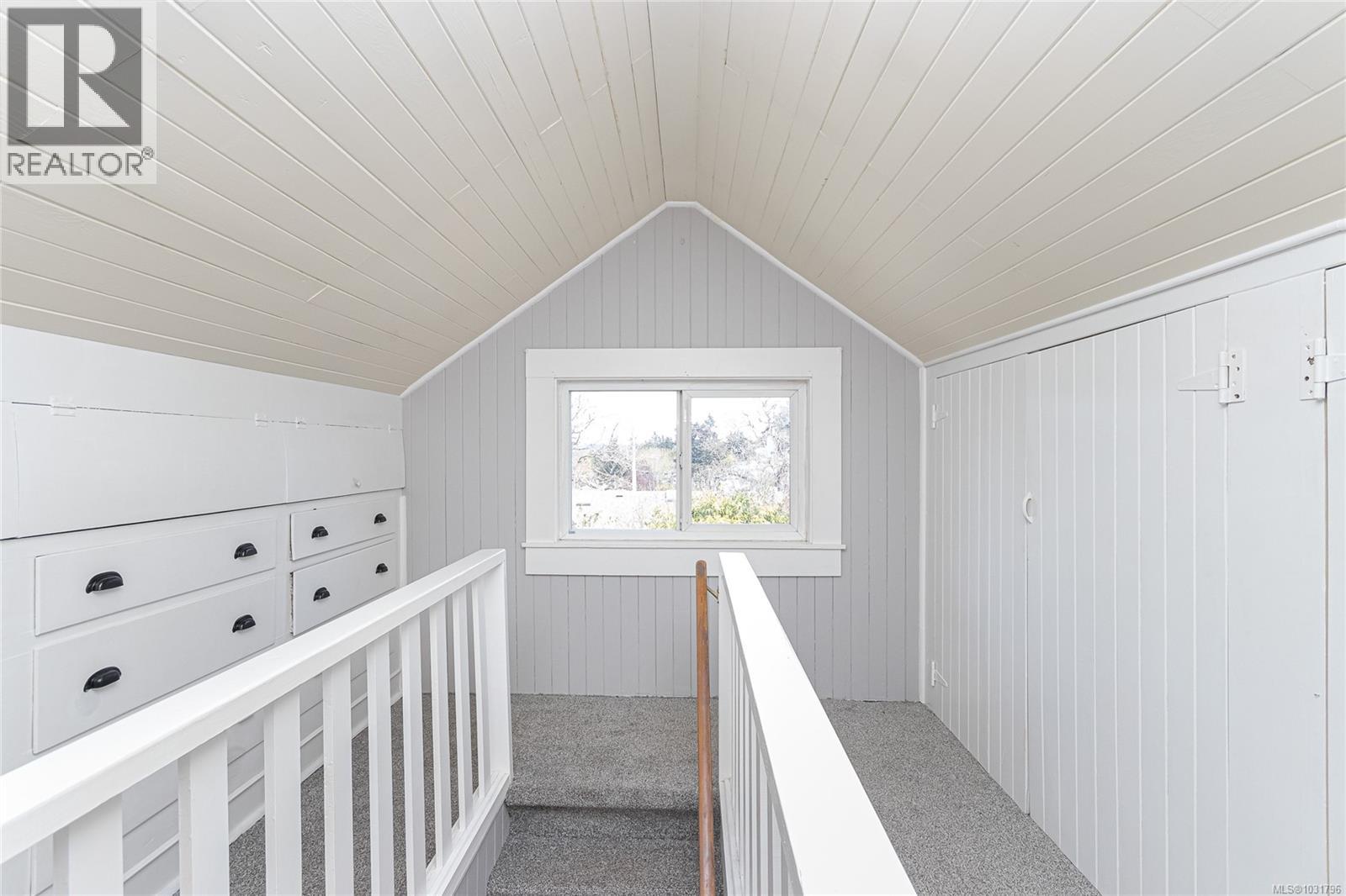 1080 JASMINE AVE - 15