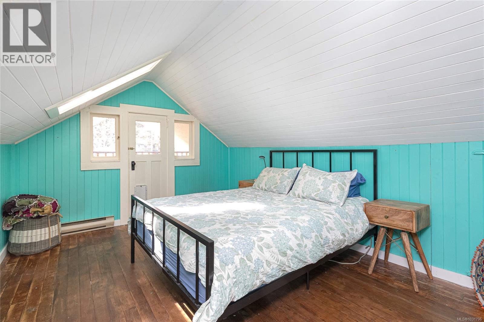 1080 JASMINE AVE - 16