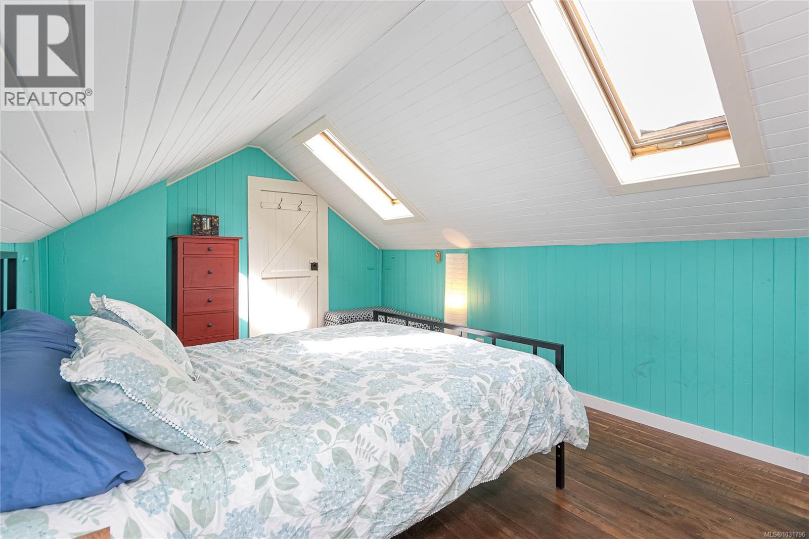 1080 JASMINE AVE - 17