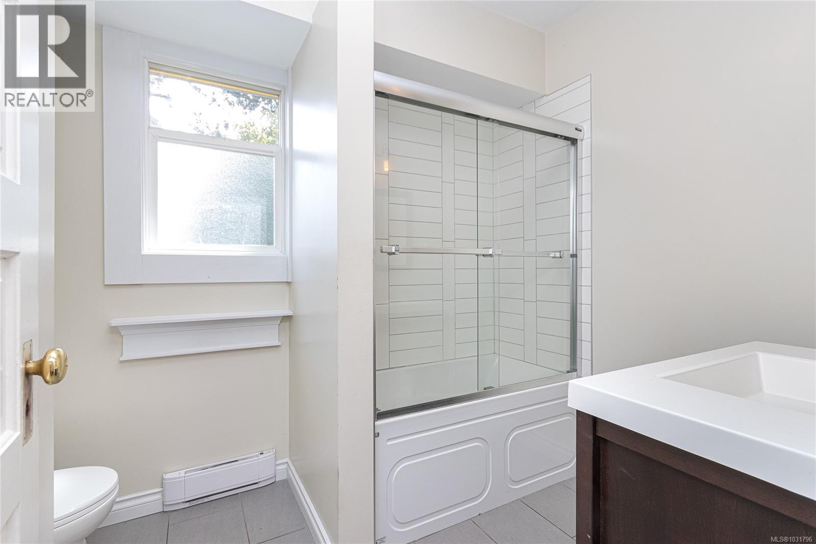 1080 JASMINE AVE - 18