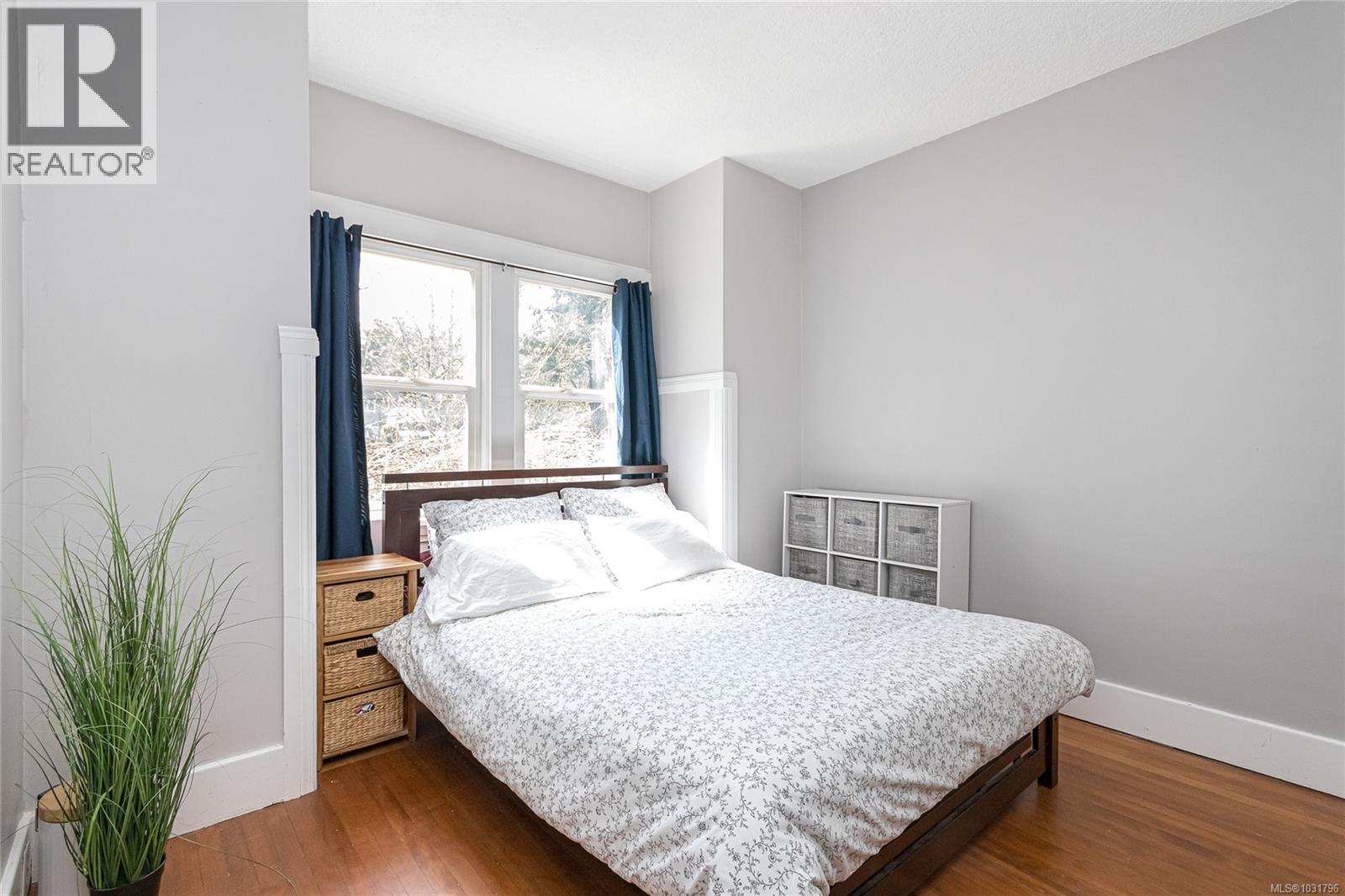 1080 JASMINE AVE - 23