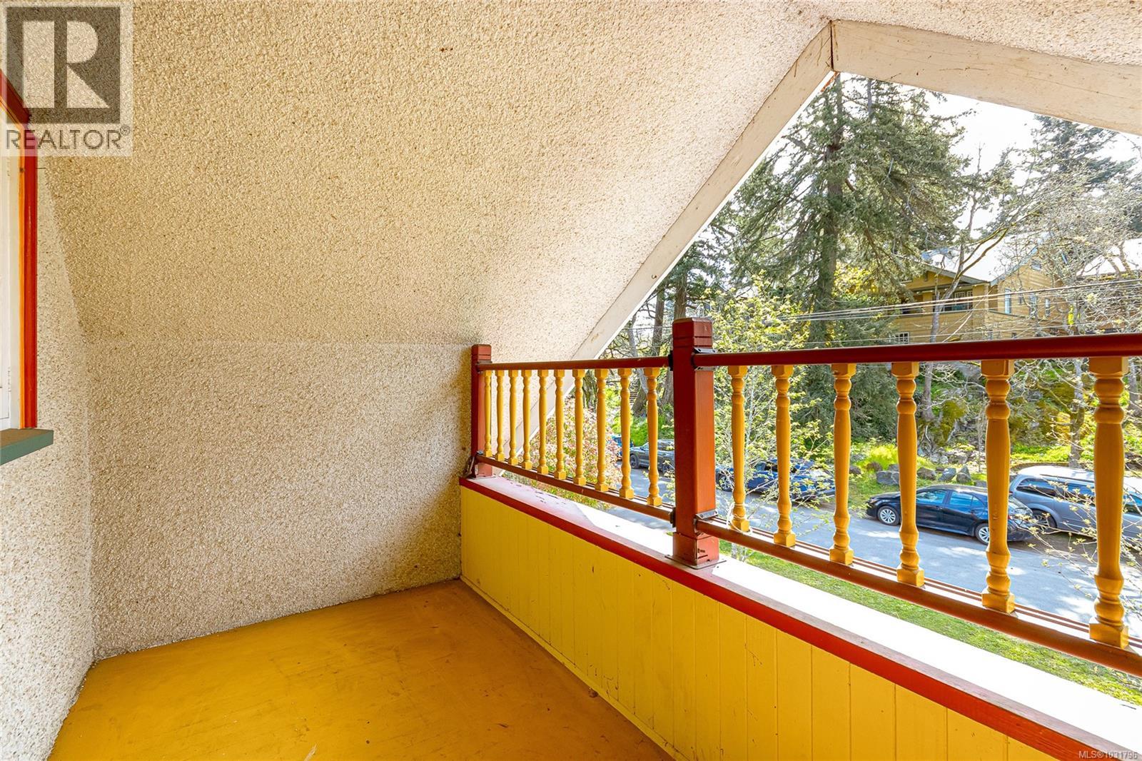 1080 JASMINE AVE - 28