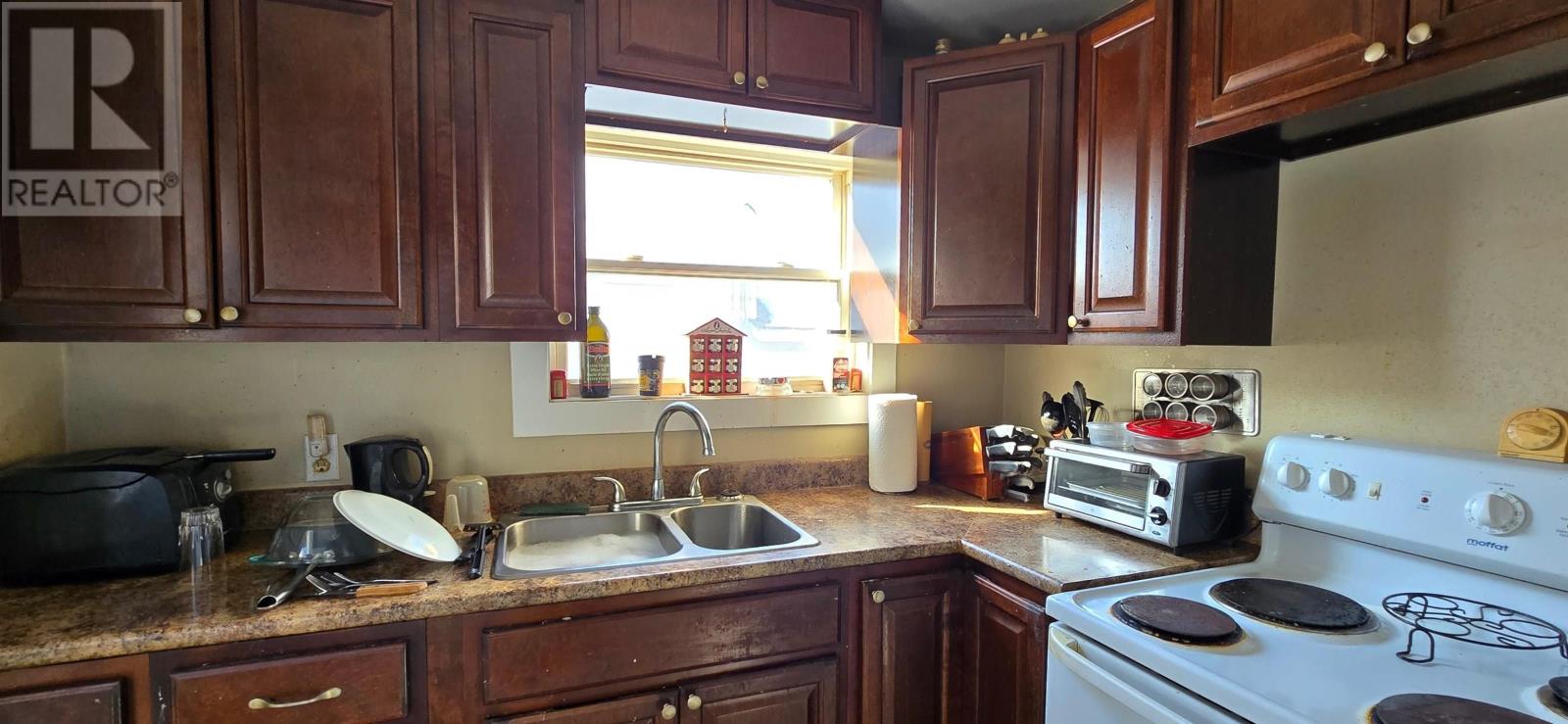 Property 8 of 19 of 10 & 12 Rufus Avenue