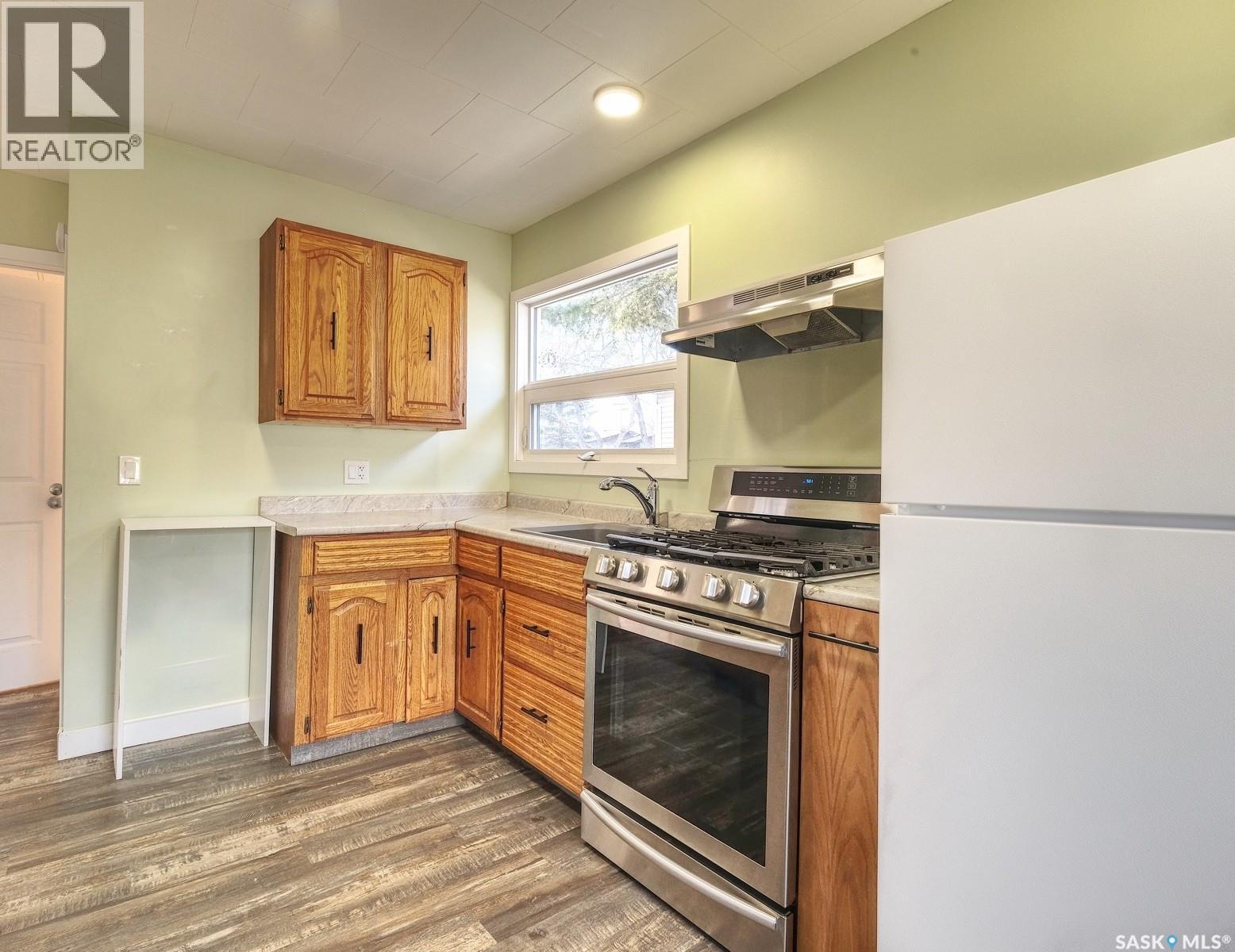 710 Main STREET — photo 32